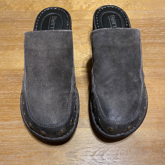 NWOT Born Majesty Leather & Suede Studded Slip On Clog Size 8 - Picture 3 of 11
